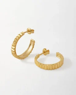 Edge of Ember Chain | Style | Globe Chain Bracelet