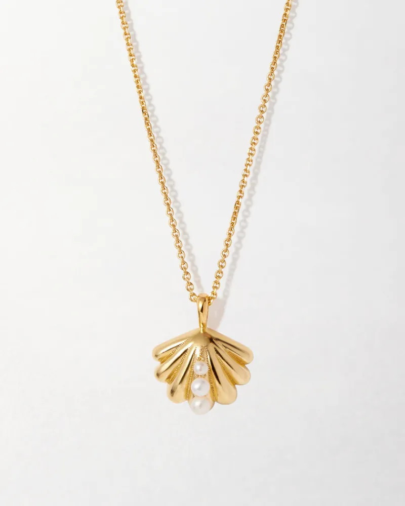Edge of Ember Style | Ocean Shell Globe Necklace