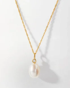Edge of Ember Style | Ocean Shell Globe Necklace