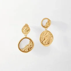 Edge of Ember Statement | All Rings | Pearl Statement Ring