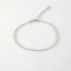 Edge of Ember Chain | Style | Snake Chain Necklace - Silver