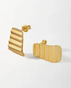 Edge of Ember Style | Statement Ridge Stud